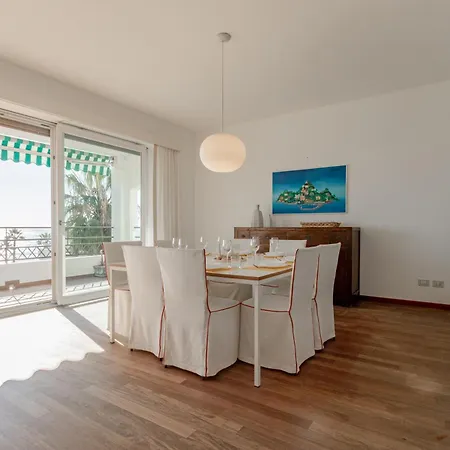 H11 Tuttomare Terrazzo - Parcheggio דירה