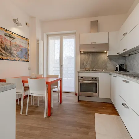 H11 Tuttomare Terrazzo - Parcheggio Санремо